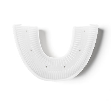 GlowstryBrush 360° mouthpiece – Reaches all teeth, all around
